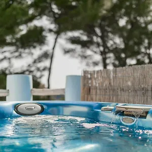 https://holiday-eolie-village.sicilyhotelsitaly.net
