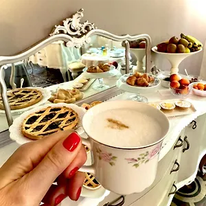 2* Bed and breakfast La Dogana Di Charme - Historic With A Beautiful Garden - Private Parking