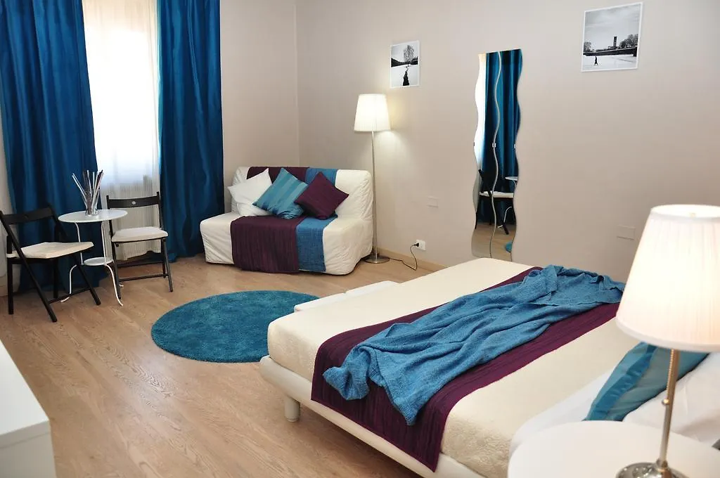 At Home Bed And Breakfast Lucques 2*,  Italie
